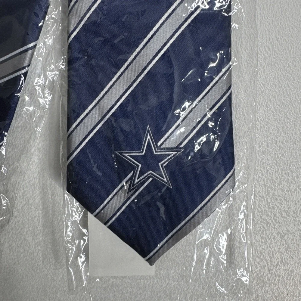 Vintage Dallas‎ Cowboys Star Logo Tie Mens NFL Football Polyester - NEW